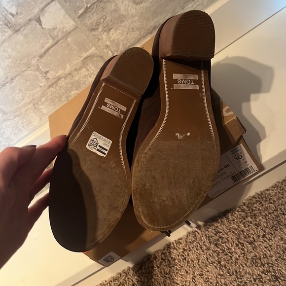 Toms Lunata Lace-Up Sz. 10 - Picture 7 of 8